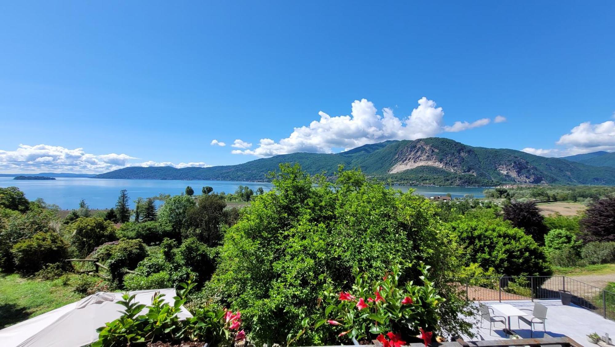 B&B La Lanterna Verbania Buitenkant foto