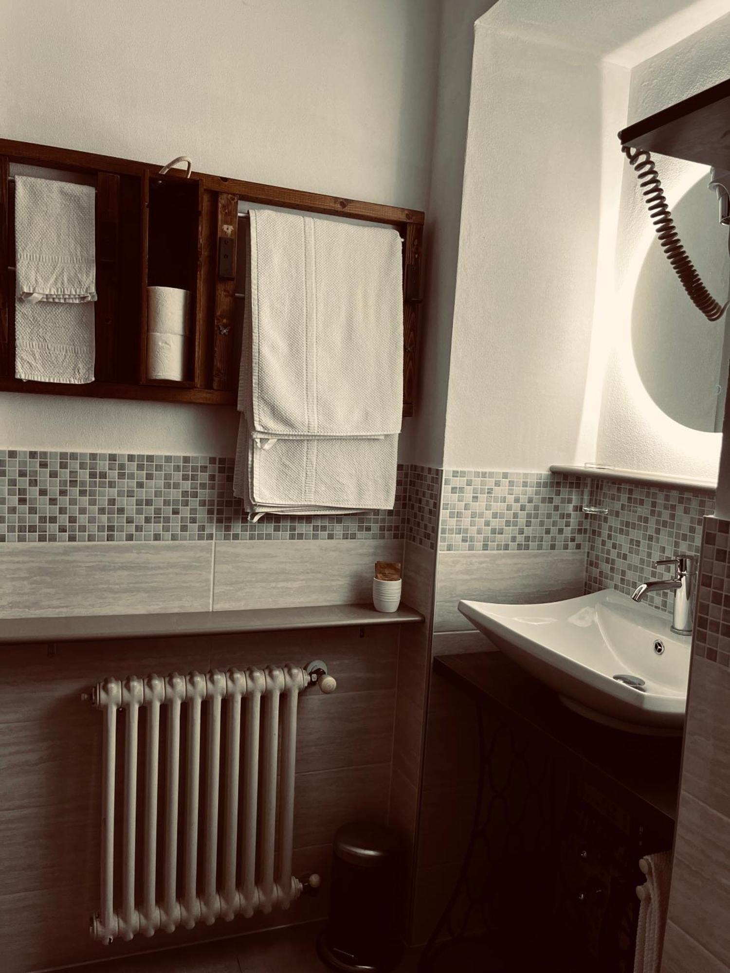 B&B La Lanterna Verbania Buitenkant foto