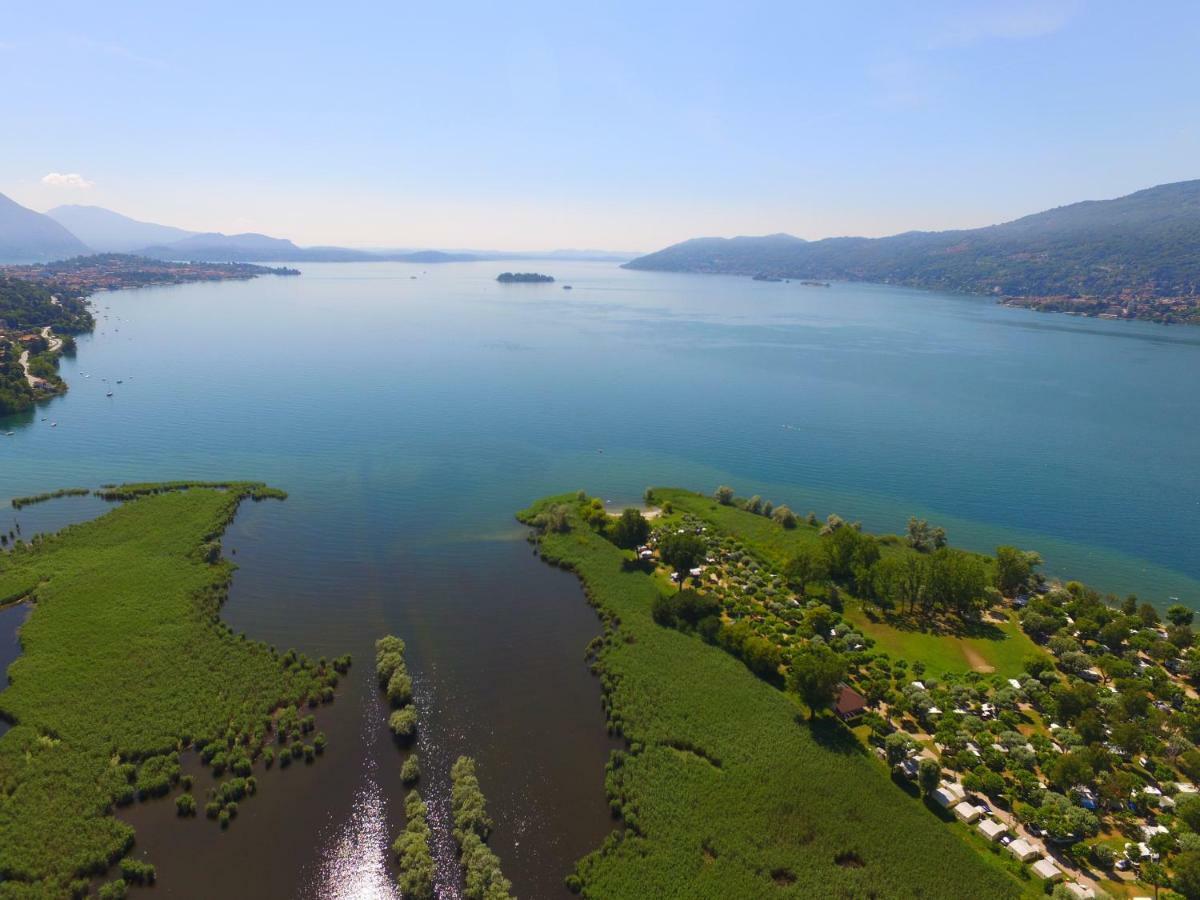 B&B La Lanterna Verbania Buitenkant foto